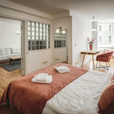Harmony - Residences Of Pulkveza Brieza Street Next To Silent Center * ريغا